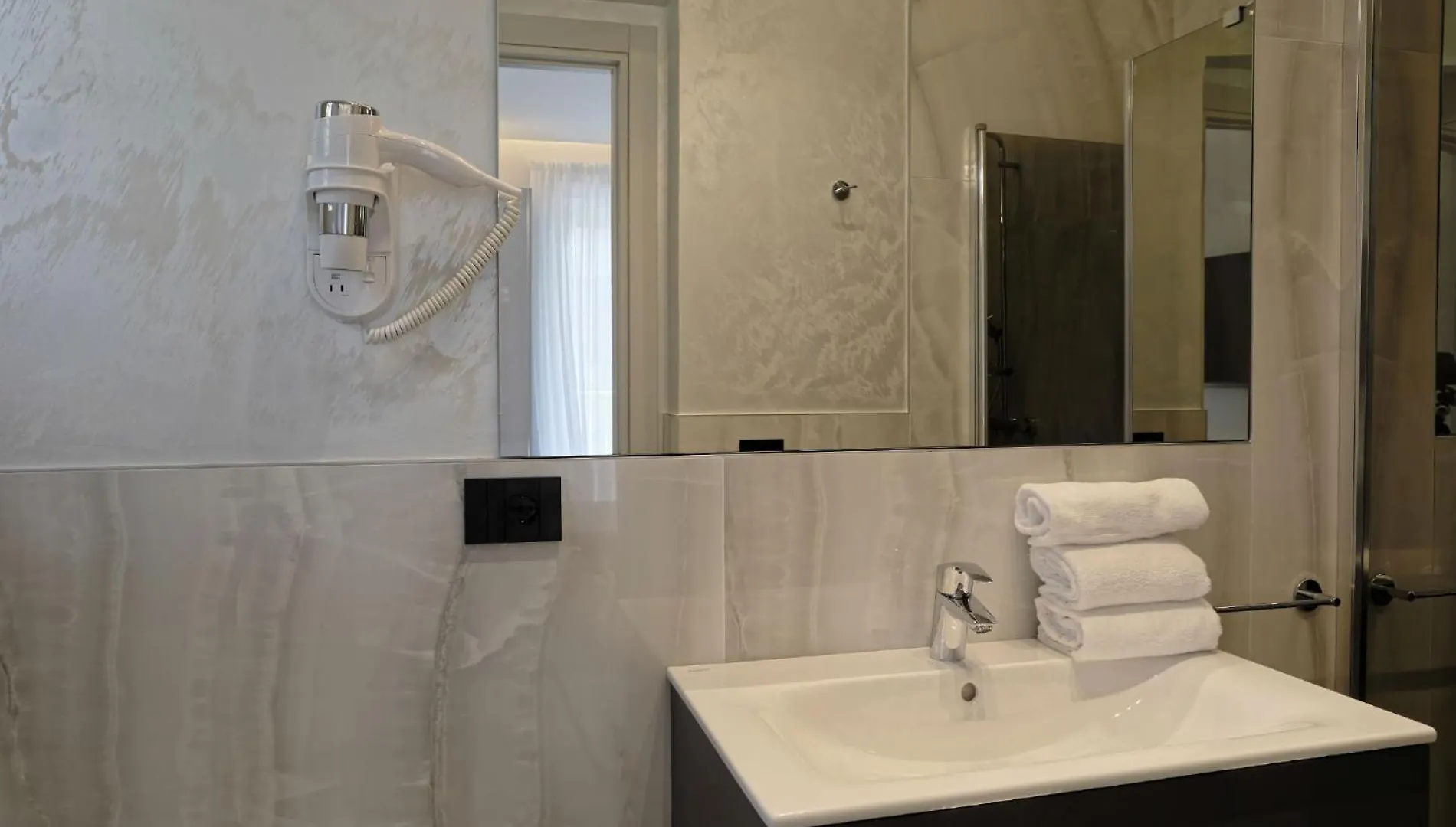 Aparthotel Elegance Riccione