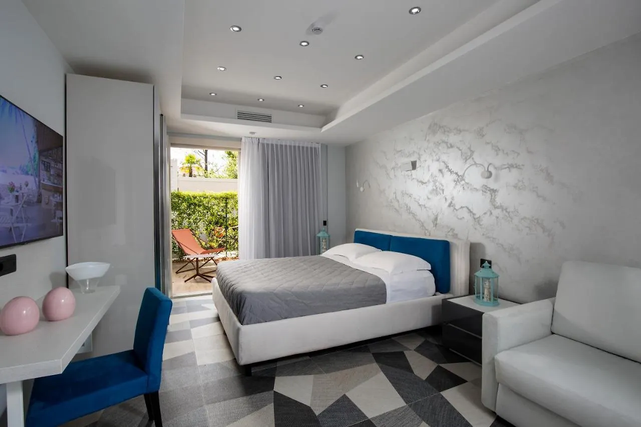 Elegance Riccione Aparthotel
